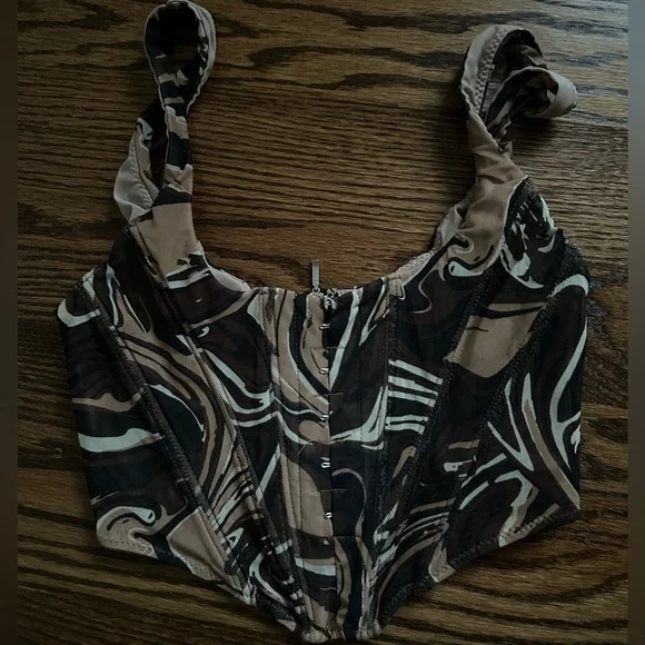White Fox Boutique corset crop top - brown swirl - Picture 2 of 6